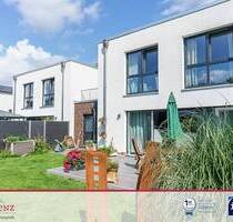 Zuhause ist es doch am schönsten - modernes und energieeffizientes Haus im Ortskern von Tarup. - Flensburg / Tarup