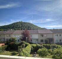 Familienfreundliches RMH mit sonnigem Garten in zentraler Lage von Bad Urach