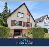 Oldenfelde: Attraktives Wohnhaus mit Keller sowie Garage auf großem Grundstück - Hamburg / Rahlstedt