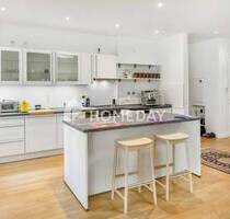 Ihr neues Zuhause: Sanierte und hochwertige 2-Zimmer-Wohnung mit offener Wohnküche und Balkon - Berlin Steglitz