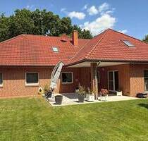 XXL Bungalow mit EinliegerwohnungGewerbe zu verkaufen - Syke