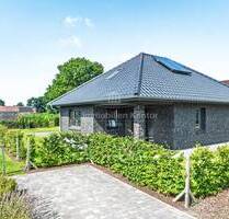 Nähe Küste - Neuwertiger Bungalow mit freien Blick in ruhiger Siedlungslage - Blomberg