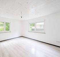 Moderne 4-Zimmer-Wohnung mit ++Schwendenofen++EBK++ - Welzheim