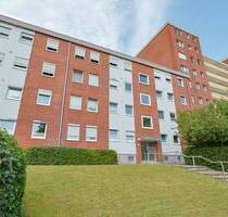 Einzugsbereit! Helle 3-Zimmer-Wohnung mit Balkon sucht neue Eigentümer - Plön