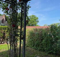 Helle 3 12 Zimmer-Wohnung mit Reihenhauscharakter in zentrumsnaher Lage mit Garten und Balkon - Miesbach