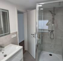 Erstbezug nach Renovierung - Helle 3-Zimmer-Dachgeschosswohnung in saniertem Haus - Bayern - Fürth Innenstadt
