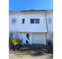 Ihr neues Zuhause - charmantes Reihenmittelhaus in angenehmer Wohnlage - Frickenhausen-Tischardt