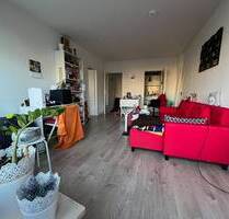 Vermietete 1,5-Zimmer-Wohnung mit 3 TG-Stellplätzen in Wellingsbüttel! - Hamburg