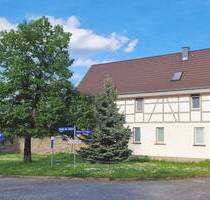 Kleinbrembach: Charmantes Altbau-Einfamilienhaus in idyllischer Lage zu verkaufen - Buttstädt