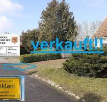 Kleines Häuschen mit Garage und Ausbaupotential. - Anklam