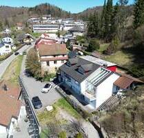 Ansprechende Alternative zum Neubau! Familieninsel für Generationen mit 1000 schönen Details in Hettingen.