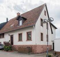 Ein Ausblick zum träumen! - 470.000,00 EUR Kaufpreis, ca.  215,70 m² Wohnfläche in Ettlingen-Schöllbronn (PLZ: 76275)