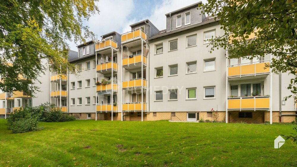 Attraktiv & gemütlich: Ruhig und grün gelegene DG-Wohnung mit Südbalkon und PKW-Stellplatz - Bochum Langendreer