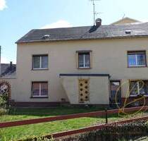 Sanierungsbedürftiges Einfamlilienhaus mit Potential zu verkaufen - Großröhrsdorf