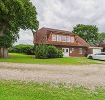 Bosau: Natur PUR - Obere Etage mit 4 Zimmern in 2-Familienhaus - Bosau / Löja