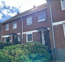 PURNHAGEN-IMMOBILIEN - Bremen-Schönebeck - Reihenmittelhaus mit Garage in familienfreundlicher Lage - Bremen / Schönebeck