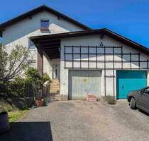 Mehrfamilienhaus mit 3 Einheiten und großem Garten in begehrter, familienfreundlicher Lage - Rosenheim Pang