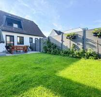 Doppelhaushälfte - komplett saniert in Top-Lage! - Wedel