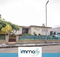 Bungalow mit 145?m² Wohnfläche, stilvolle Architektur und Wohlfühlkomfort auf einer Ebene - Linnich