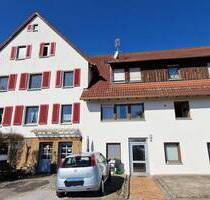 Schöne 2 Zimmer EG -Wohnung in Boll mit EBK, an Paar oder Einzelperson zu Vermieten - Oberndorf am Neckar