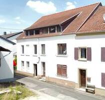 Vielseitiges Haus mit großem Potenzial in ruhiger Lage - Rehlingen-Siersburg