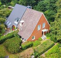 Kiel-Russee - Doppelhaushälfte mit Garage und Garten in ruhiger Lage
