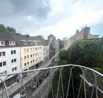 Renovierte 4-Zimmer Wohnung in zentraler Lage - Wilhelmstraße - WG geeignet - Aachen