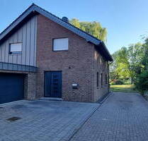 Einfamilienhaus mit großem Garten und Garage - Nörvenich Irresheim