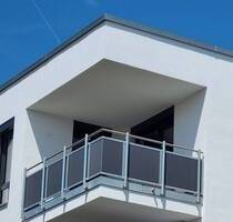 Moderne 2-Zimmer-Wohnung mit Balkon, Einbauküche und Tiefgaragenstellplatz in ruhiger Lage! - Filderstadt Plattenhardt