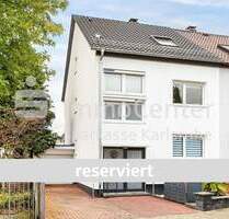 Mehrgenerationenhaus mit vielseitigen Nutzungsmöglichkeiten in Neureut! - Karlsruhe / Neureut