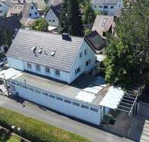 *Attraktives Mehrfamilienhaus mit Potenzial für 6 Wohneinheiten!* - Nürnberg Gebersdorf