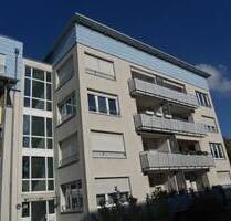 Top Wohnung mit Balkon, EBK und TG - Stellplatz - Karlsruhe Neureut