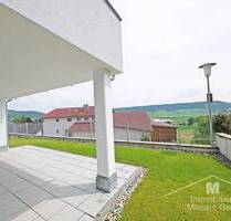 Panorama Wohnen Beilngries: Hochwertige 3,5 Zimmer-Whg. mit EBK, Aufzug u. 2 TG-Stellplätzen