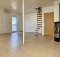 Großzügige 3-Zimmer DG-Wohnung mit Kamin und Balkon in Rheinmünster