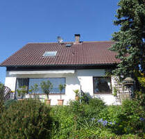 Schickes Einfamilienhaus mit herrlichem Garten - ab Herbst beziehbar! - Markt Taschendorf