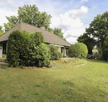 Ruhig gelegenes Einfamilienhaus mit großzügigem Garten, Ausbaureserve und Vollkeller - Harmstorf