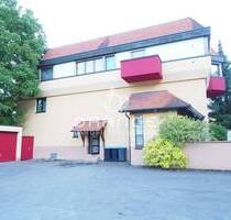 *** Hochwertiges Einfamilienhaus mit Büro und Lagerflächen in zentraler Lage von Blaubeuren ***