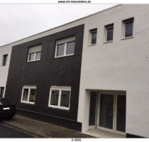 Attraktives Wohn- und Geschäftshaus mit vielfältigen Nutzungsmöglichkeiten, wurde renoviert!!! - Hanau Steinheim