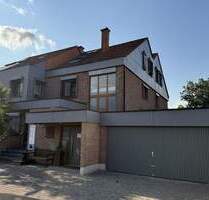 Attraktives Wohn- und Geschäftshaus mit zusätzlicher Bebauungsmöglichkeit - Haßloch