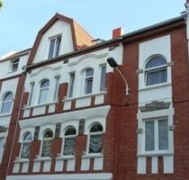 Super 2-Raum Wohnung mit Kaminofen, EBK und Badewanne - Erfurt Ilversgehofen