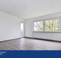 Modernisiert und stilvoll: Renovierte 3-Zimmer-Wohnung mit Loggia - Obernkirchen