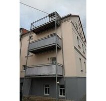 Großzügige 2-Zimmer mit Laminat, Balkon und EBK in ruhiger Lage! - Reinsdorf b Zwickau