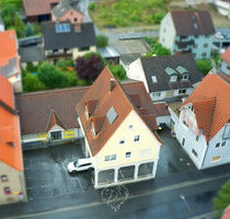 Wohn- und Geschäftsanwesen mit 12 Wohnungen + 1.175m² Gewerbefläche in direkter Nähe zu Würzburg - Reichenberg