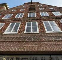 Fläche über 2 Etagen in exponierter Lage, ca. 260,00 m², mittig der Grapengießerstr. in Lüneburg