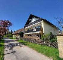 3 Familienhaus und eine Scheune (kein Denkmalschutz) mit viel Potential auf einem gesamt ca. 857 m² großen Grundstück zu verkaufen! - Wendelstein Großschwarzenlohe
