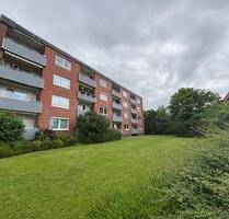 Vollständig sanierte 3-Zimmerwohnung mit Balkon u. Garage - Besichtigung Mo. 04.08. - Plön