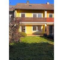 Reihenmittelhaus mit Garage in Eglharting von Privat