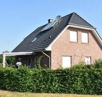 Modernes Landhaus in Garrel - 437.800,00&nbsp;EUR Kaufpreis, ca.&nbsp; 121,00&nbsp;m&sup2;&nbsp;Wohnfl&auml;che in Garrel (PLZ: 49681)