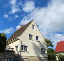 CHARMANTES UND FAMILIENFREUNDLICHES EFH IN IDYLLISCHER LAGE - Ehingen