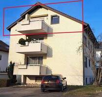 Dachgeschoss-Wohnung in ruhiger Lage mit Stellplatz! - Urbach